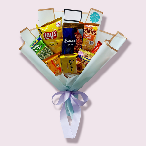 Bouquet made with nuts and biscuits